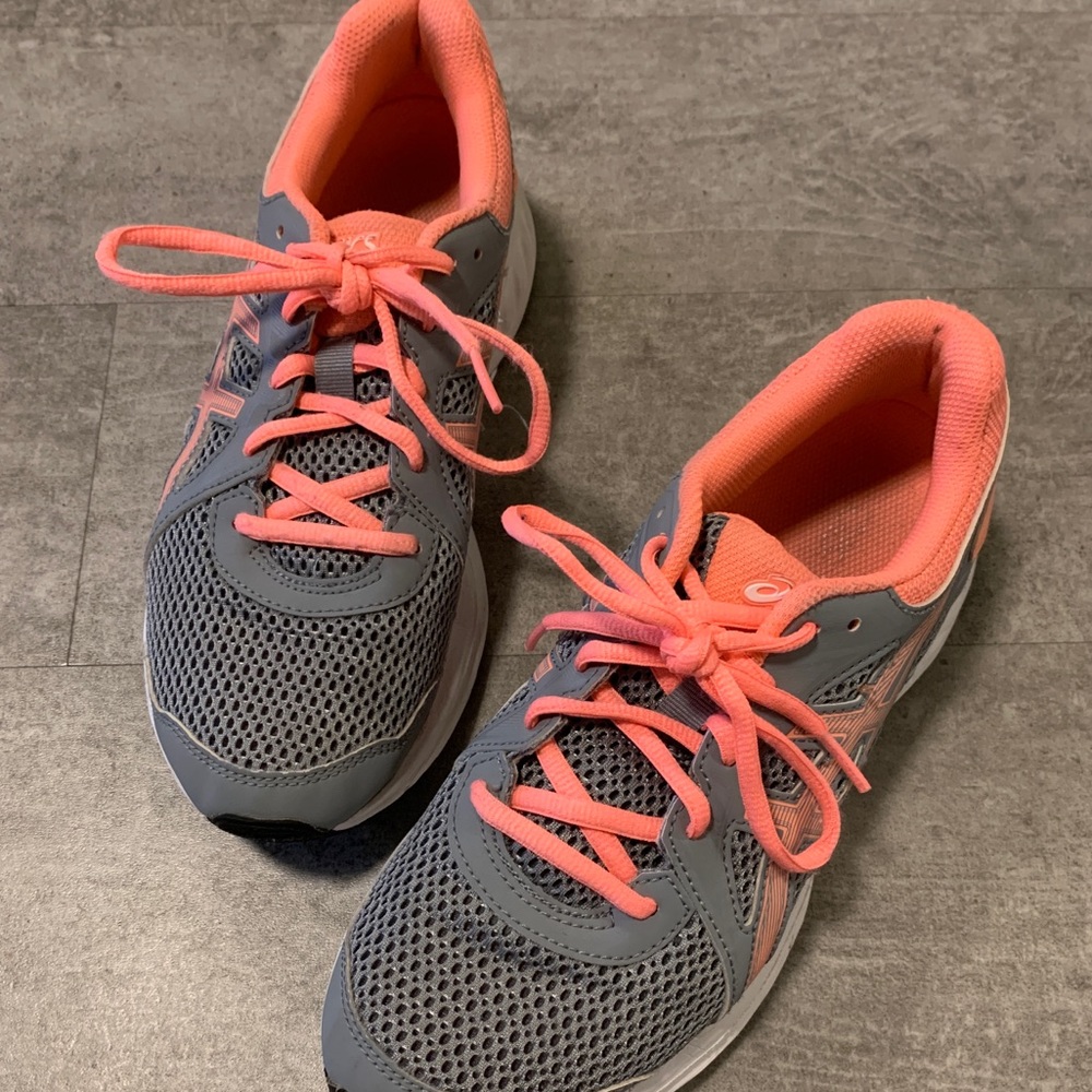 Women’s ASICS Shoes